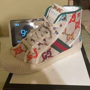 It’s Gucci” Super Cute!